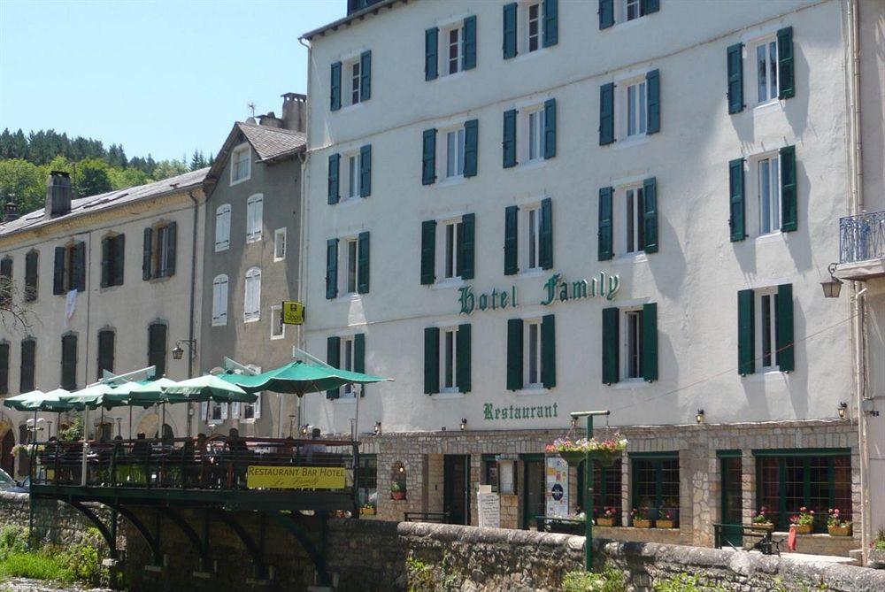 Logis Hotel Restaurant Family & Spa Meyrueis Exterior foto
