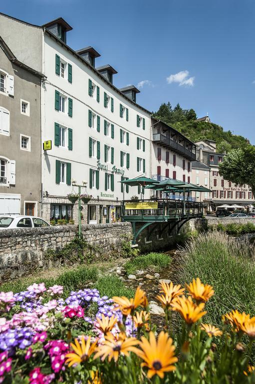 Logis Hotel Restaurant Family & Spa Meyrueis Exterior foto