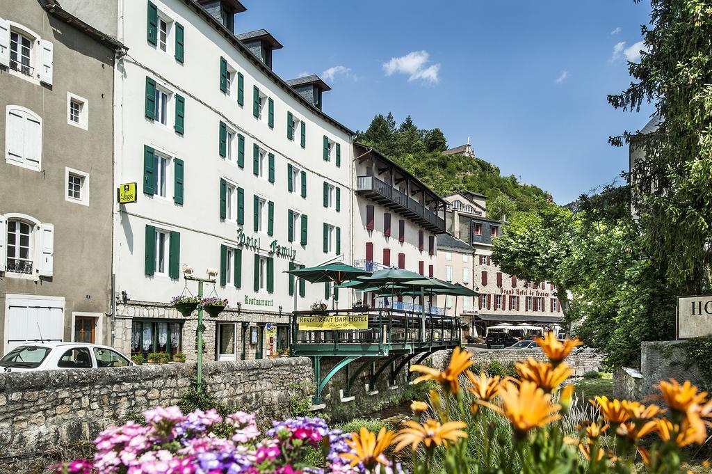 Logis Hotel Restaurant Family & Spa Meyrueis Exterior foto